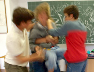 ragazzo_picchiato01g