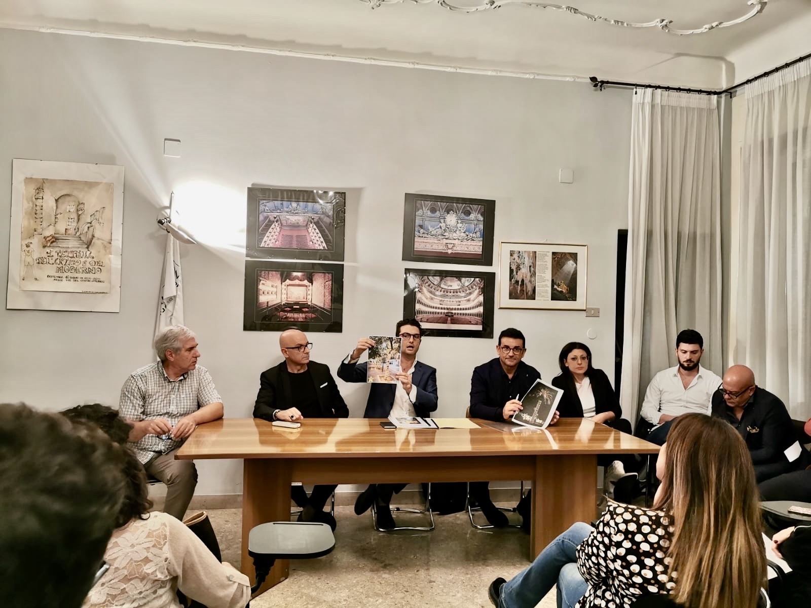 Castellana Grotte: l’assessore comunale Gianni Filomeno partecipa alla riunione della Confcommercio per gli eventi natalizi