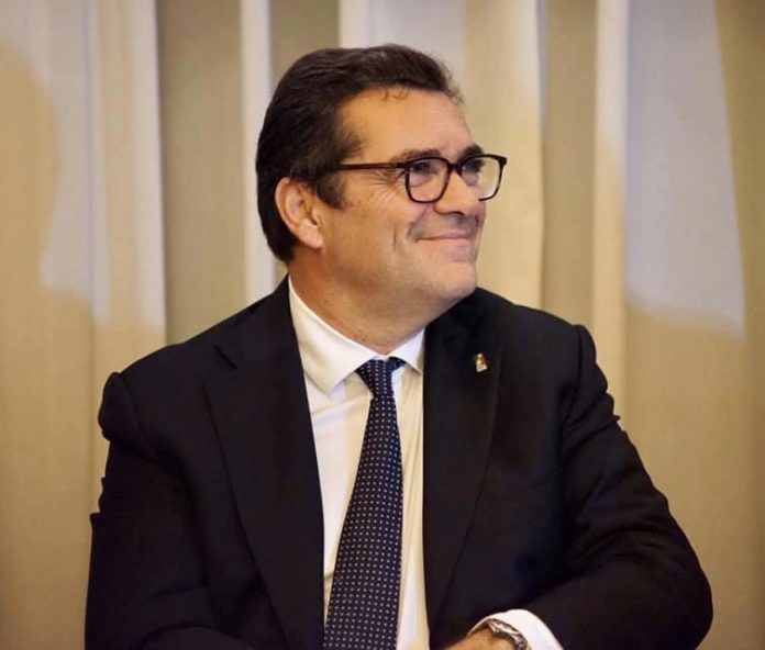 A45B0926-7B26-46CB-ACD2-5AF04EF373FC-696x592