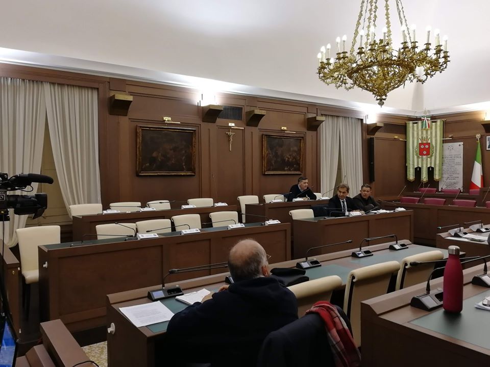 Monopoli, la rabbia del Movimento Manisporche