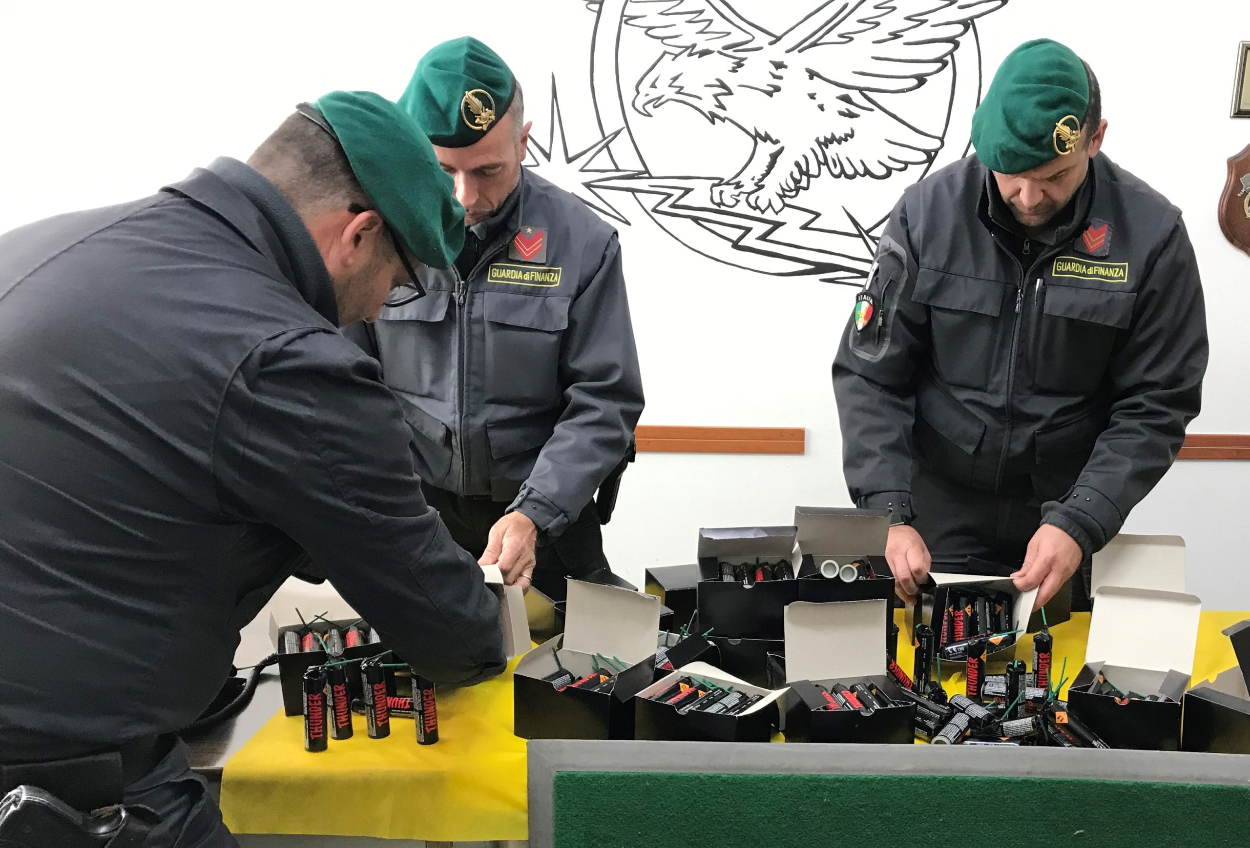 Natale sicuro, sequestri a Monopoli e Castellana