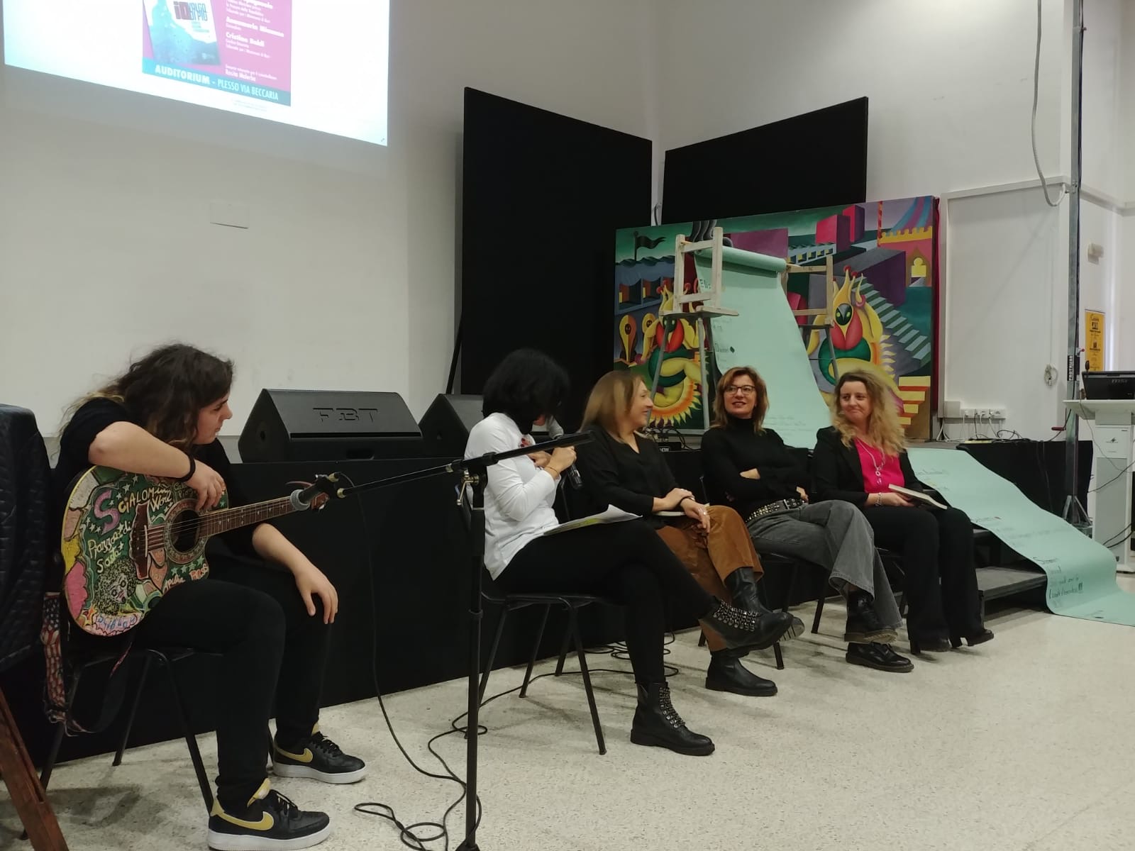 Monopoli, la sicurezza in rete con la scuola in prima linea