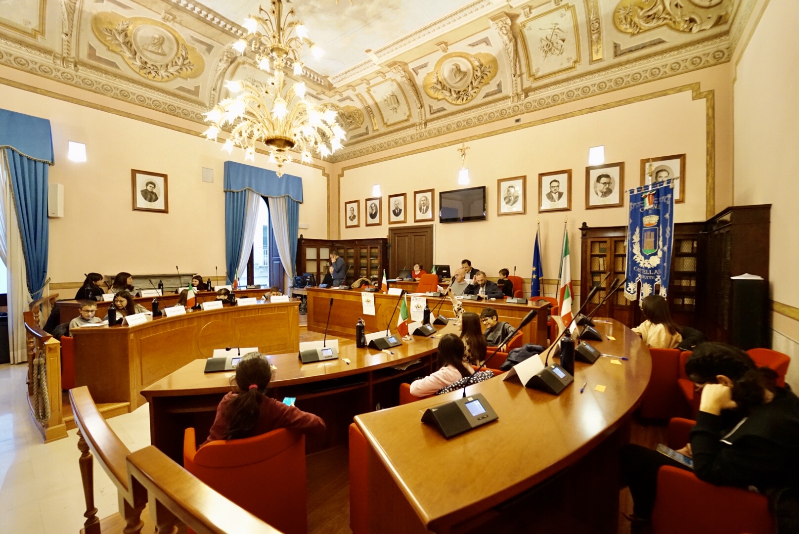 Castellana- Consiglio Comunale dei Ragazzi (1)