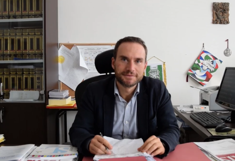 CONVERSANO Foto prof Pietro Netti dirigente Circolo Didattico Falcone