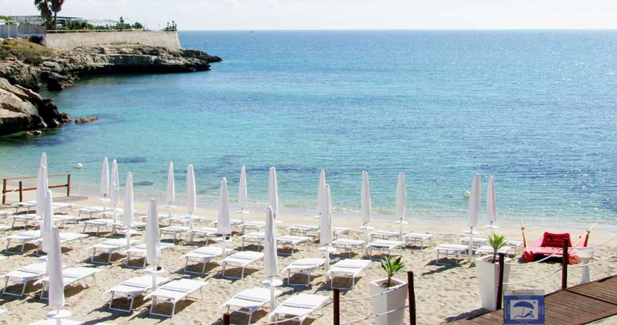 Bonus-vacanze, ossigeno per Monopoli e Polignano