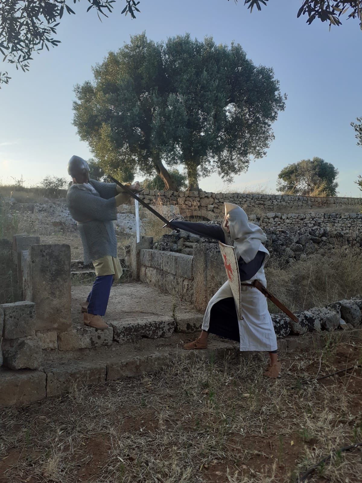 Domenica a Monopoli, un tuffo nel medioevo video