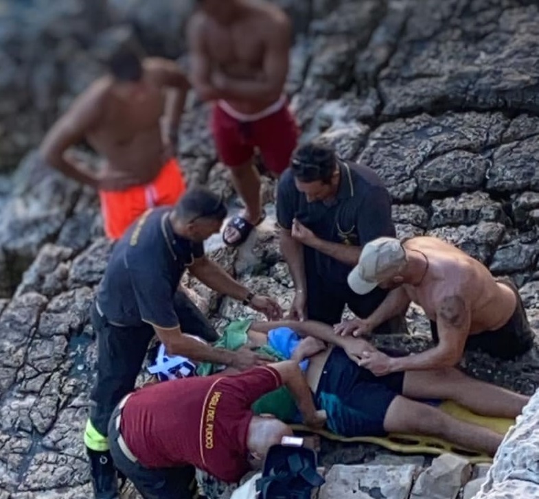 118776360_1235753116774260_1758100248900533699_n