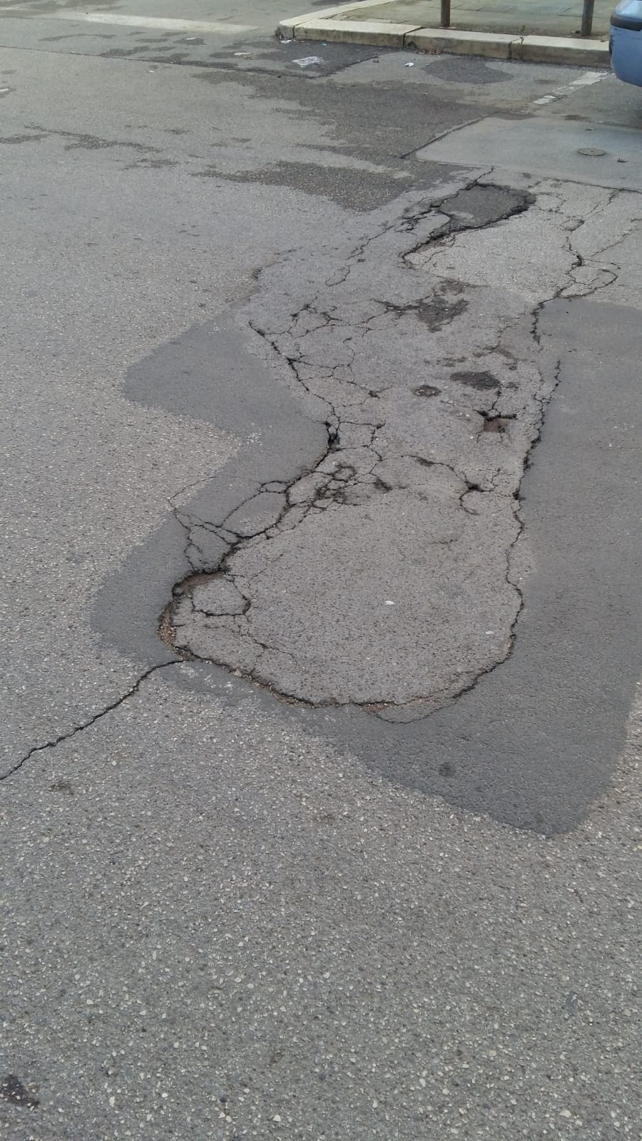Polignano, Torres “strade sempre più ridotte come un colabrodo”