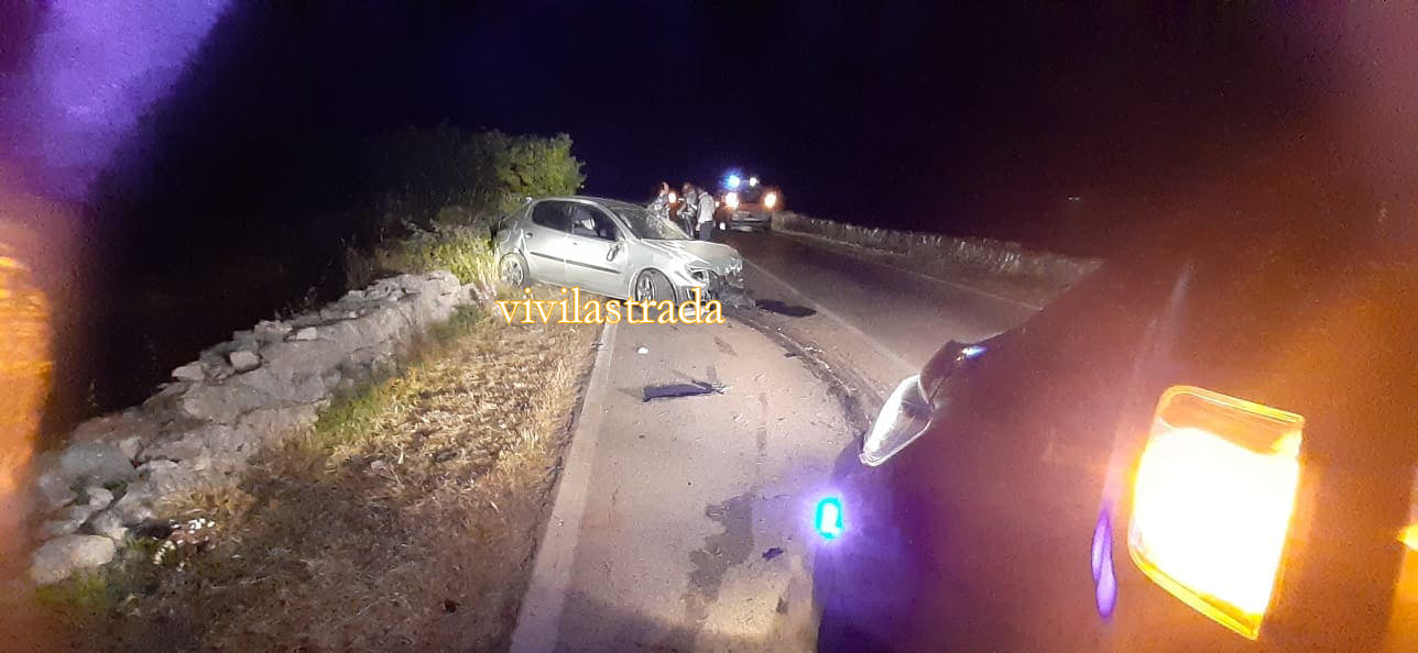 SP.61 Gioia del Colle-Turi, schianto nella notte