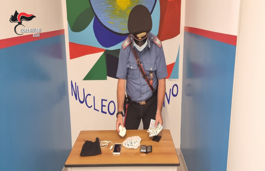 Insospettabile 29enne deteneva in casa cocaina pura e dosi già confezionate