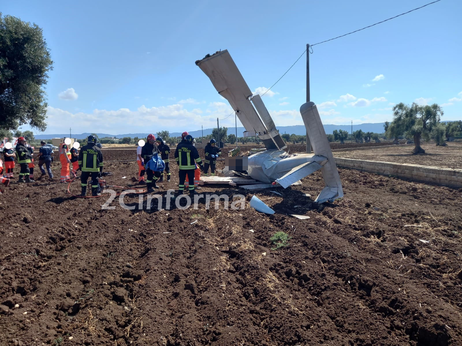 Tragedia tra Monopoli e Fasano, aereomobile precipitato, due vittime