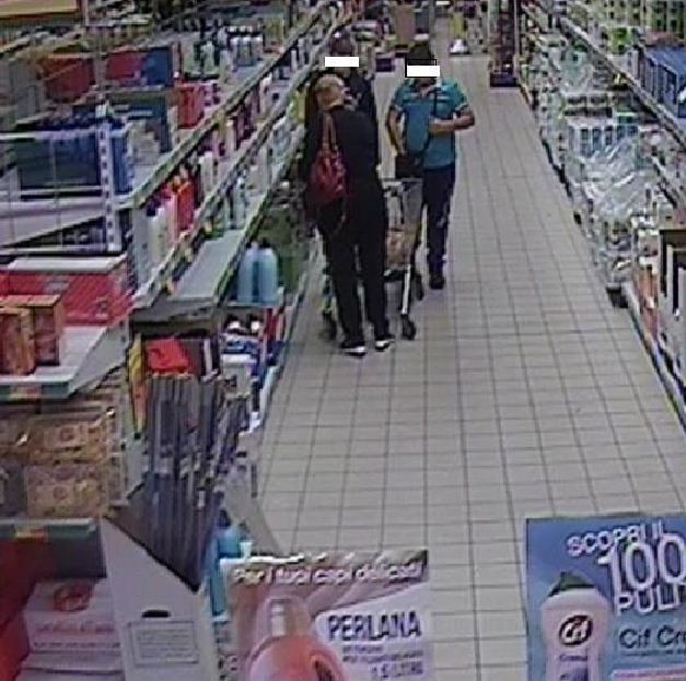 Conversano, maga del furto al supermercato