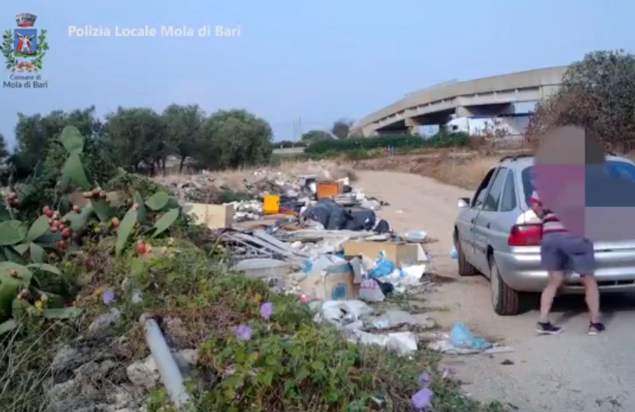 Mola, sanzionati zozzoni filmati da video-trappole