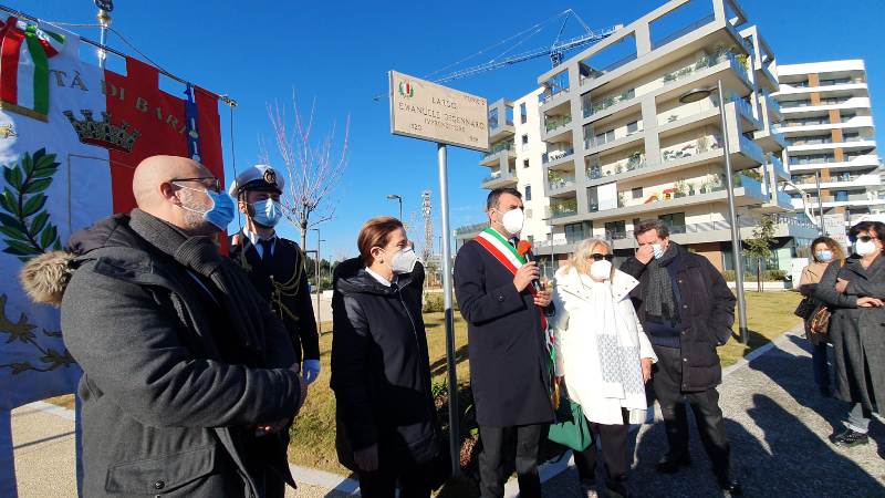 Bari, il sindaco Decaro all’intitolazione di largo Emanuele Degennaro
