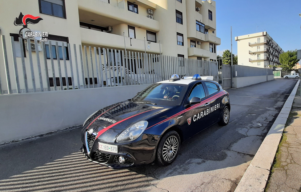 Molfetta, truffata una persona anziana. Due arresti