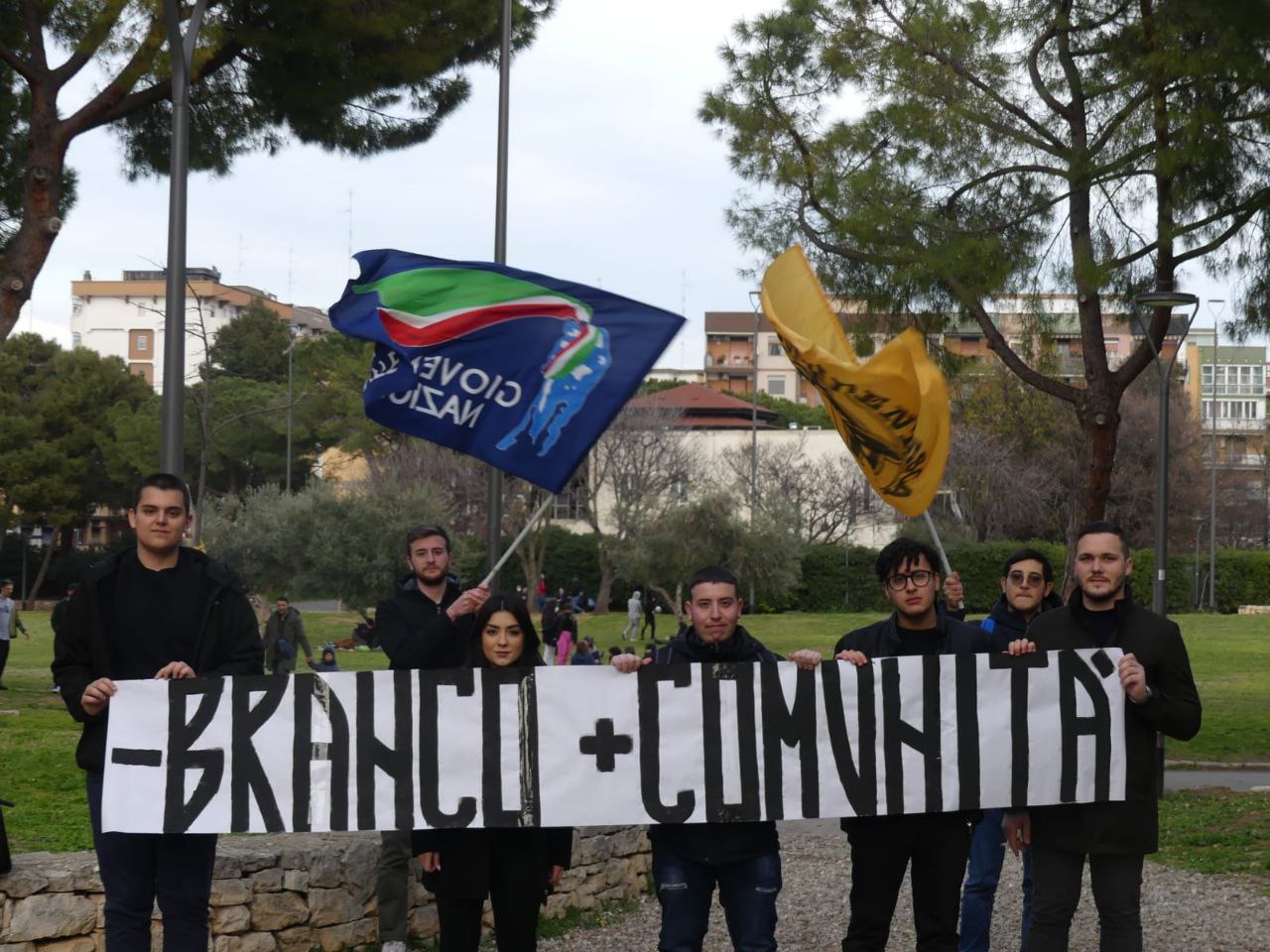 Gioventù nazionale e azione studentesca contro le baby gang a bari