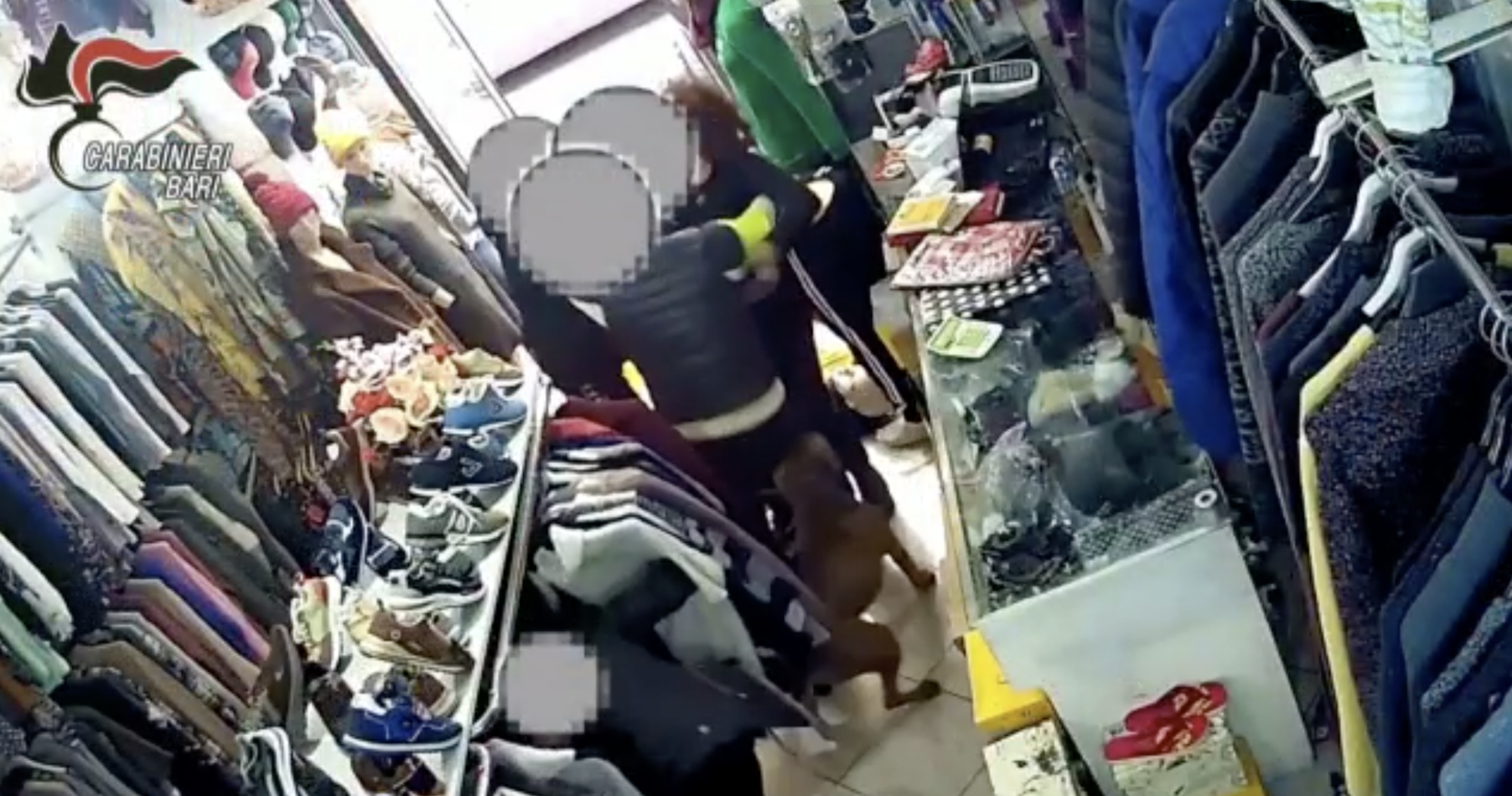 Bari, eseguita un’ordinanza di custodia cautelare nei confronti di 3 persone