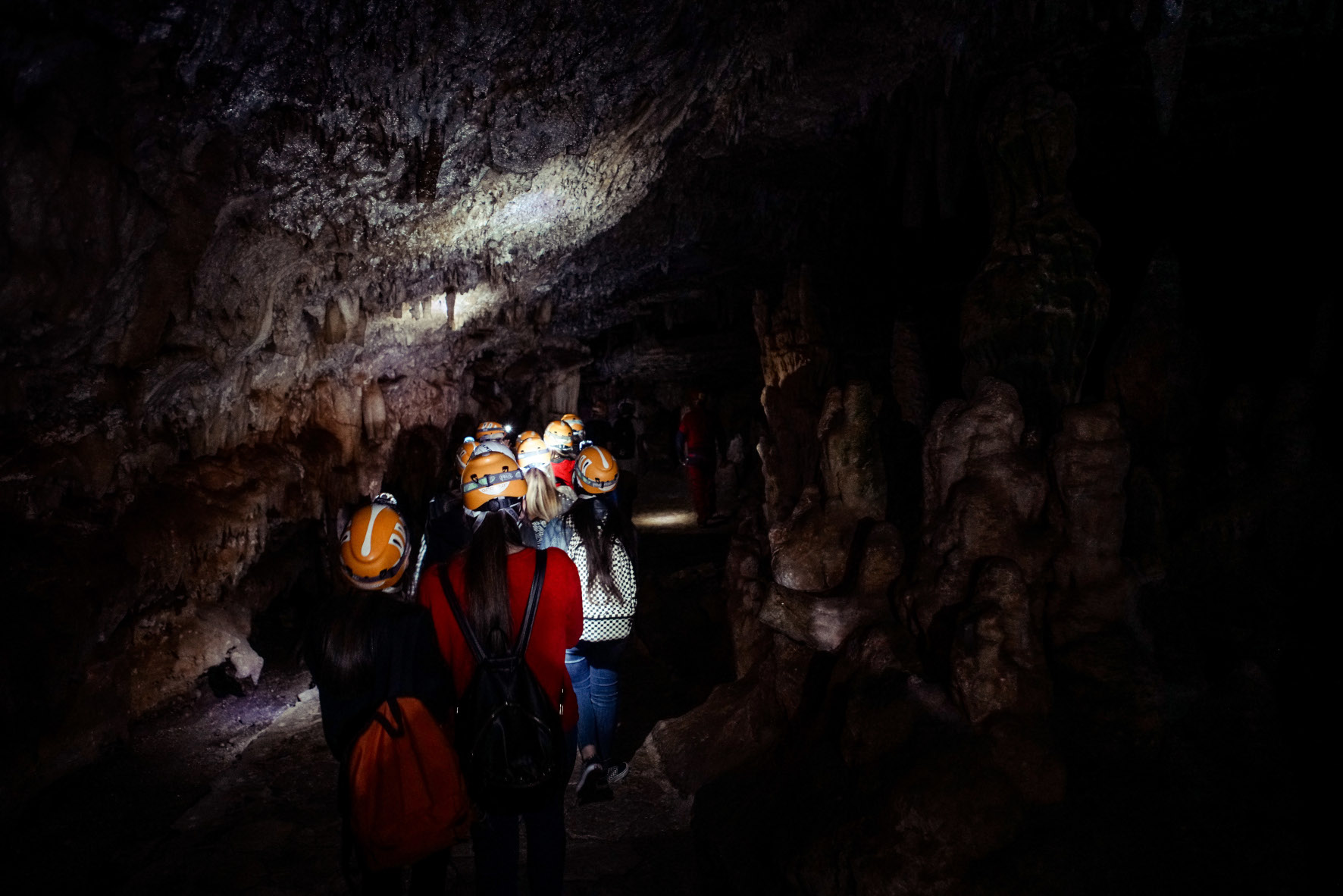 Grotte di Castellana, tornano le visite Speleonight e Speleofamily