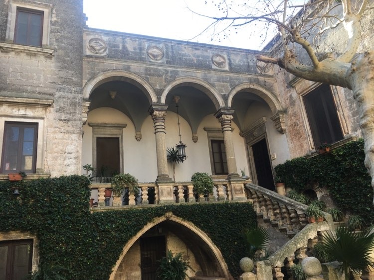 Visita ai Giardini dei principi Dentice di Frasso