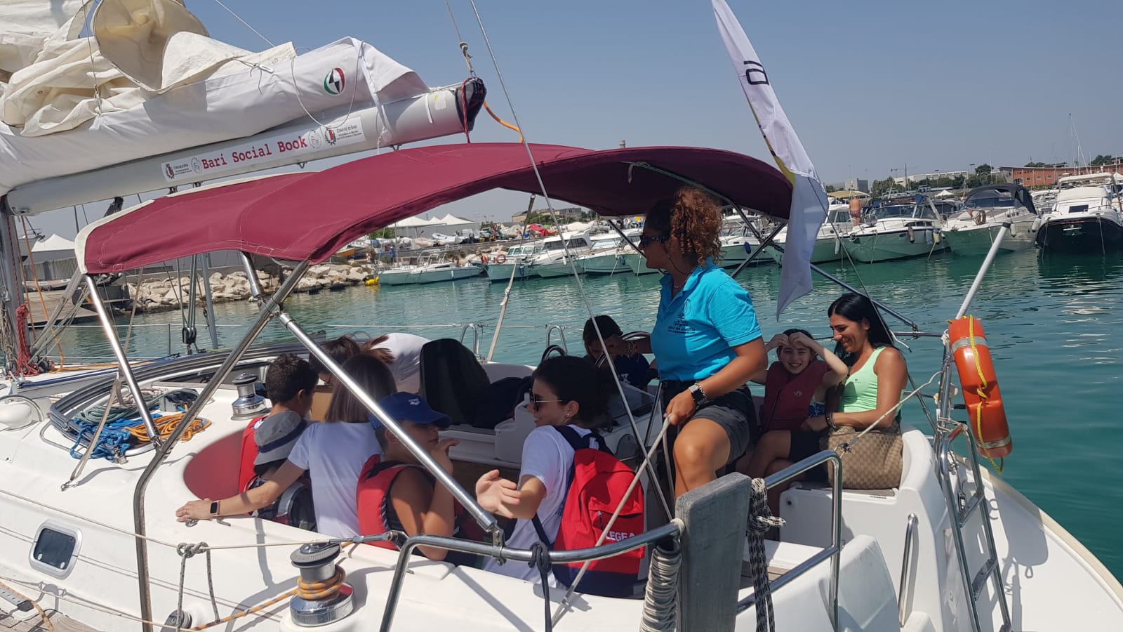 Bari: Riflessi sul mare, oggi la prima veleggiata sociale