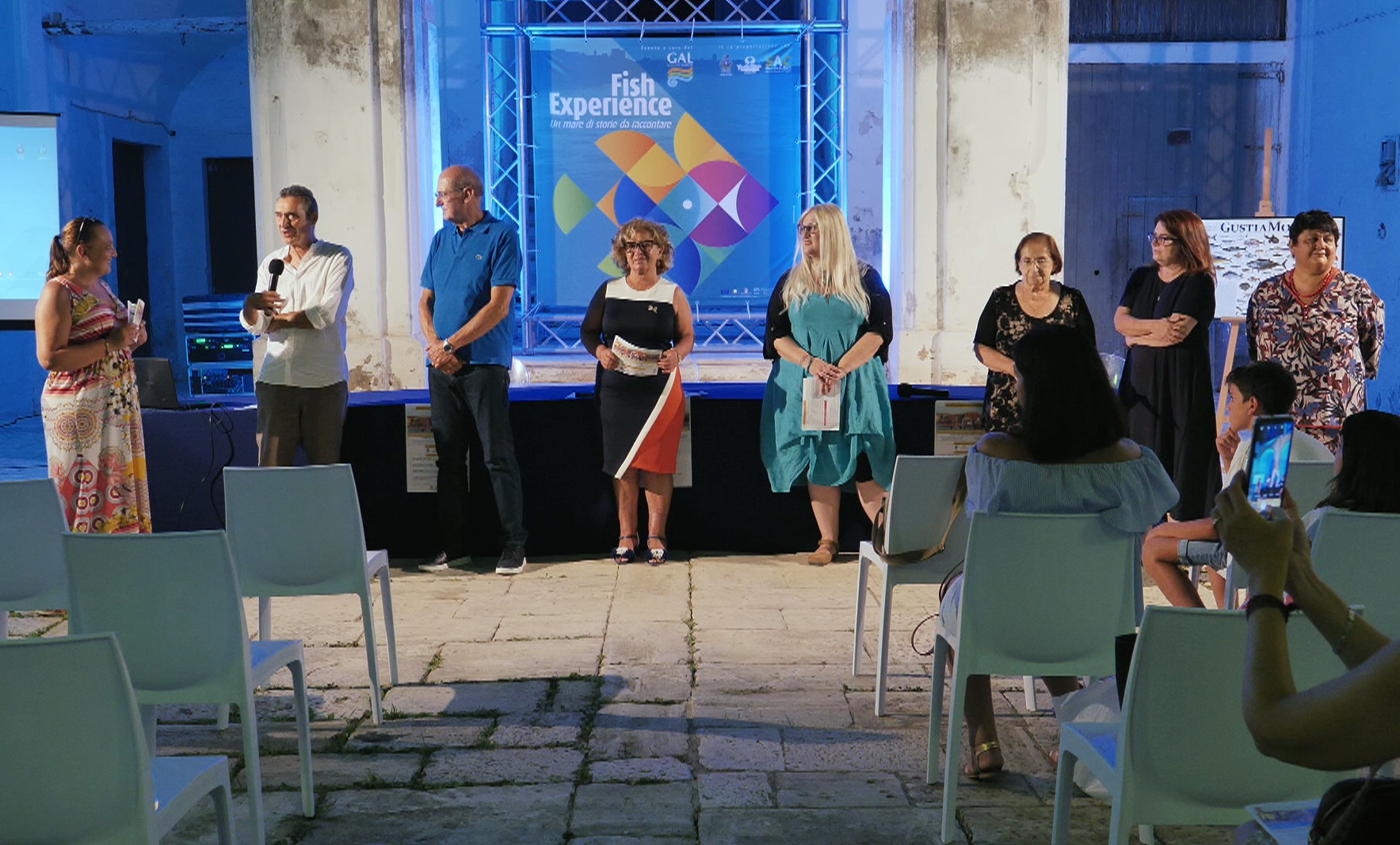 A Mola di Bari, presentato il concorso fotografico “Io Guardo il Mare”