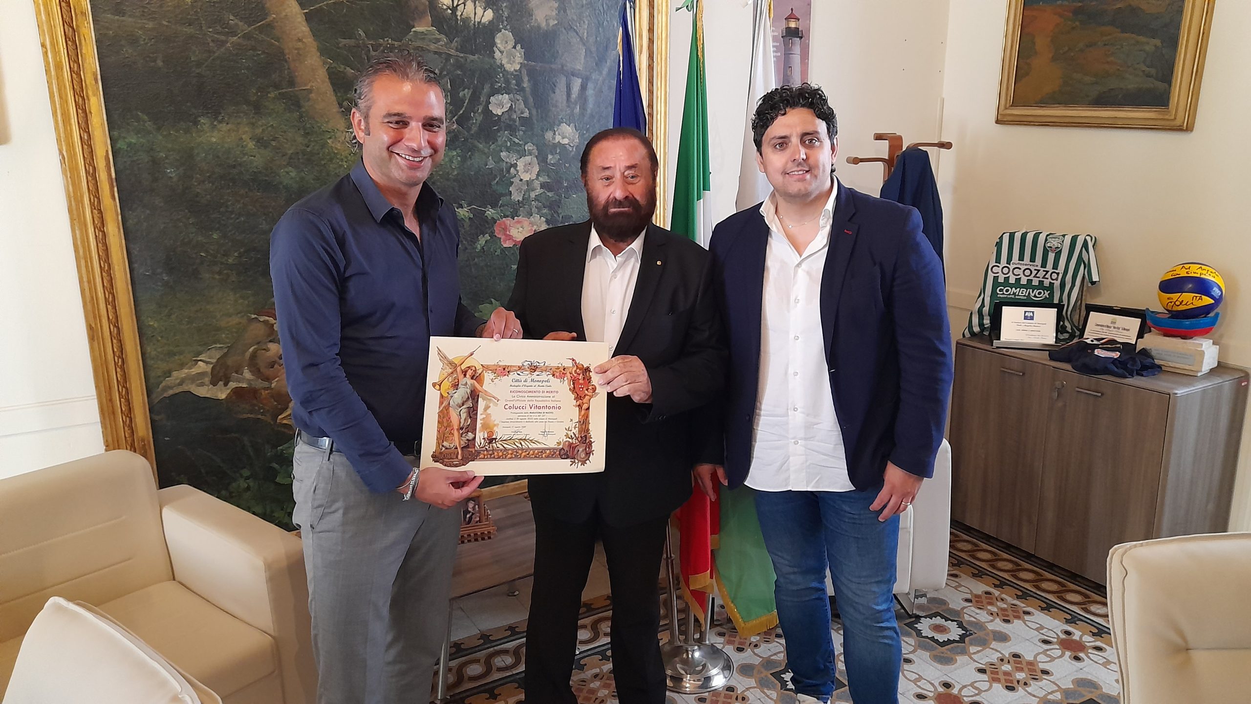 Monopoli, per il barone Colucci, una maratona natatoria per il popolo ucraino