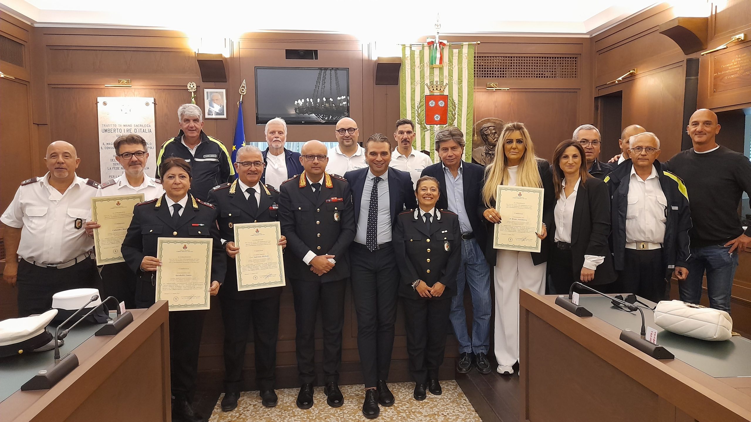 ENCOMIO_POLIZIA_LOCALE_06_10_2022