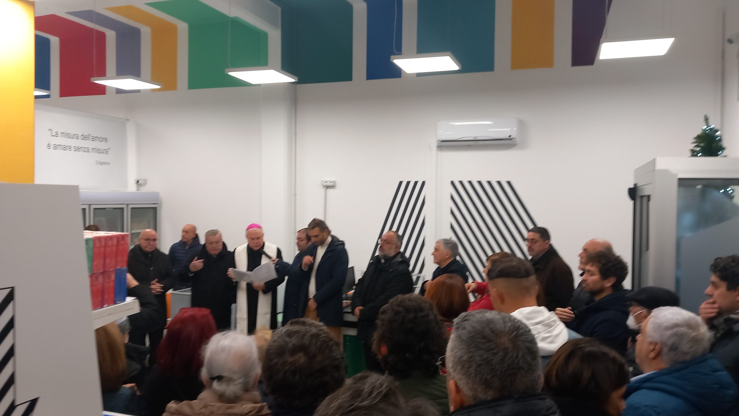 Monopoli, aperto Emporio della solidarietà