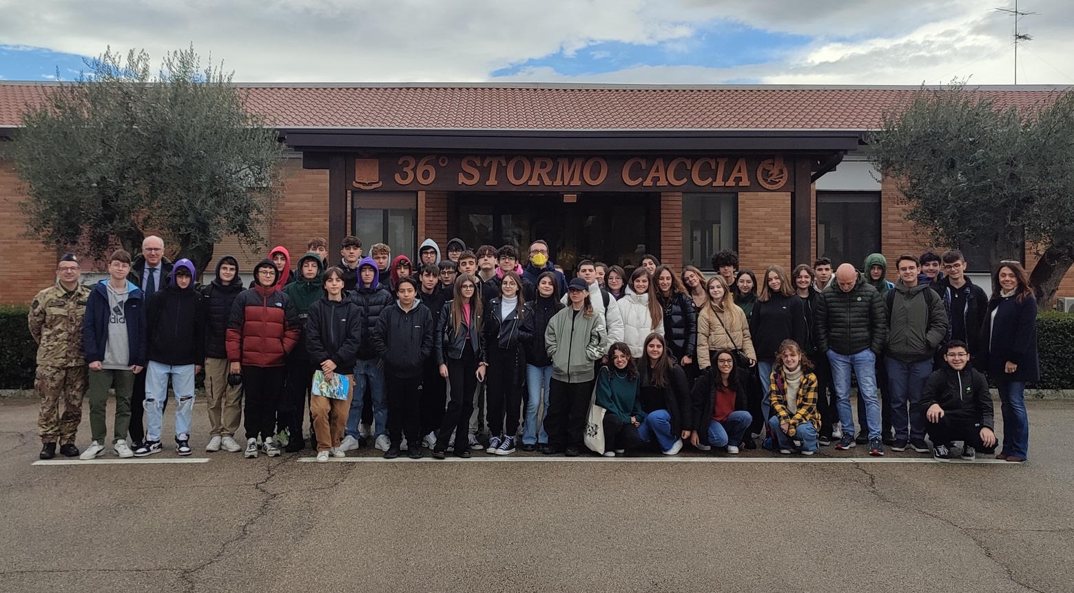 Monopoli, Polo Liceale alla Base del 36° Stormo Caccia di Gioia del Colle