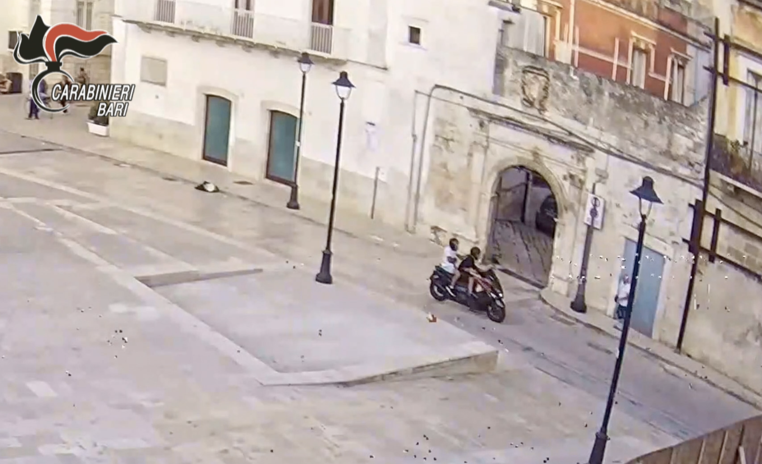 Noicattaro, ordinanza di custodia cautelare nei confronti di 4 persone per tentato omicidio in concorso, aggravato dal metodo mafioso