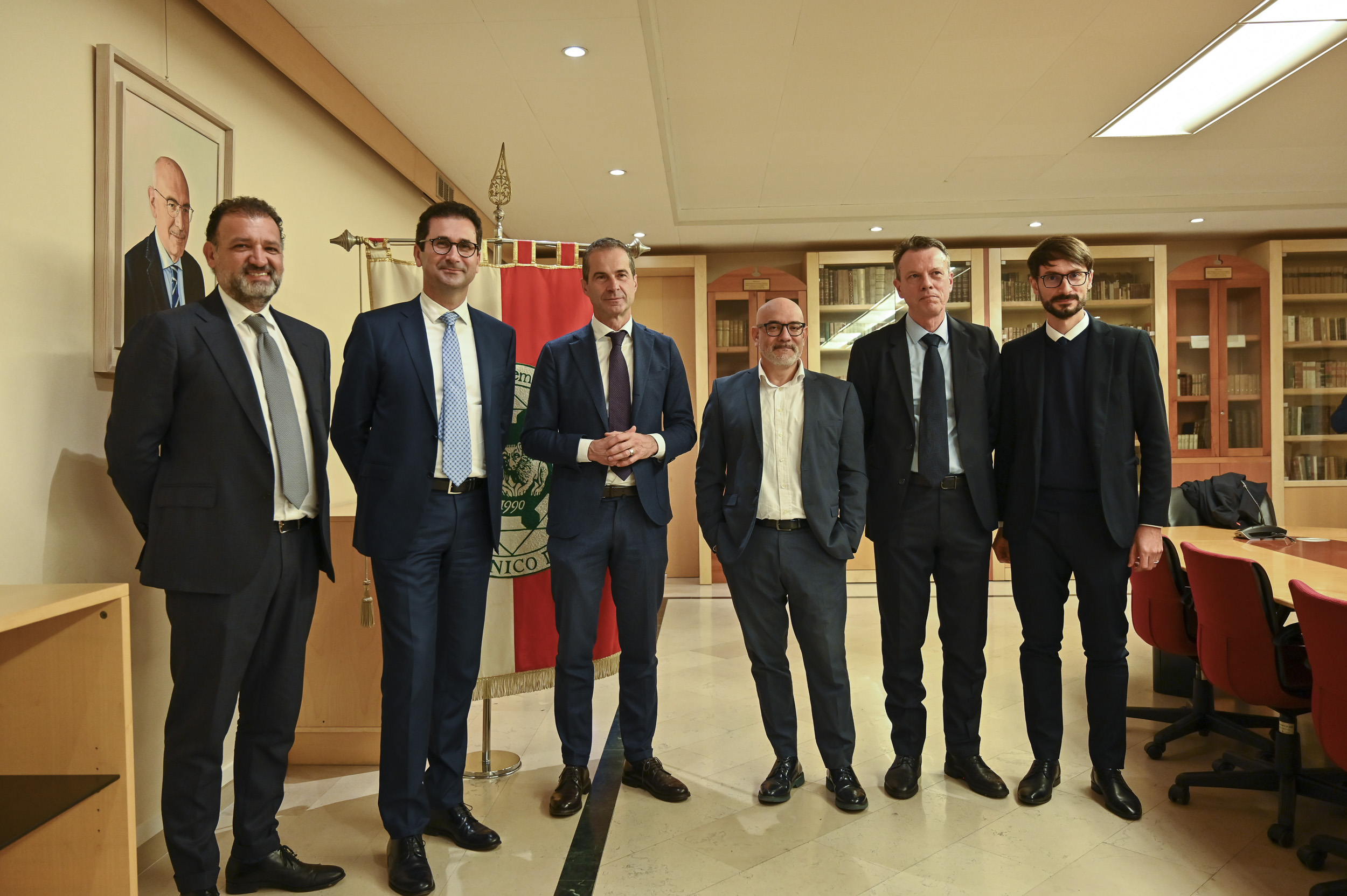 foto di gruppo con i responsabili scientifici dell'accordo