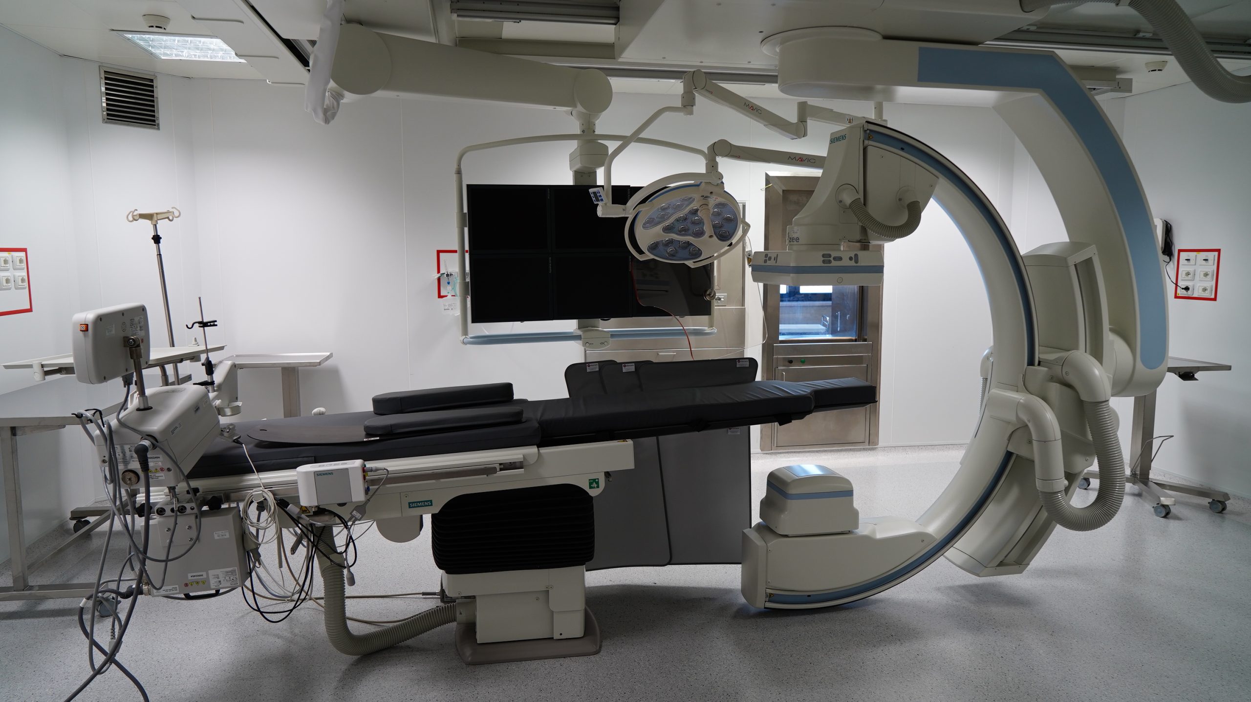 Angiografo-Sala-Emodinamica-PO-Altamura-5.JPG