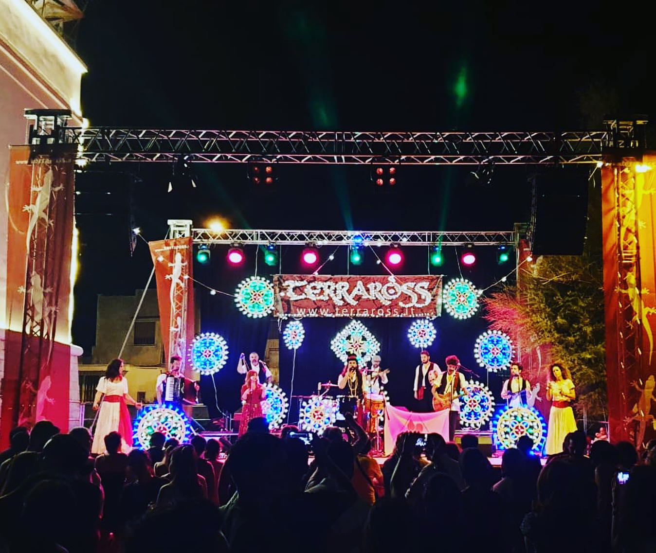 Bari: I Terraròss al teatro Forma con il loro Capocanale