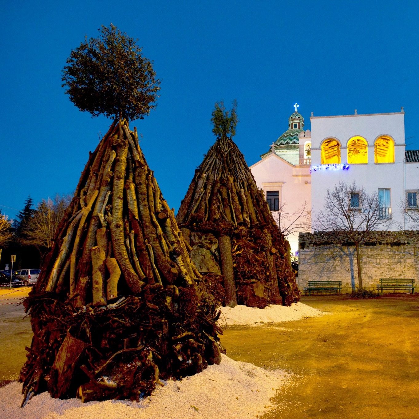 Fanove, Festa Patronale e Giorni del Fuoco: ecco gli appuntamenti a Castellana Grotte, tra fede e tradizione