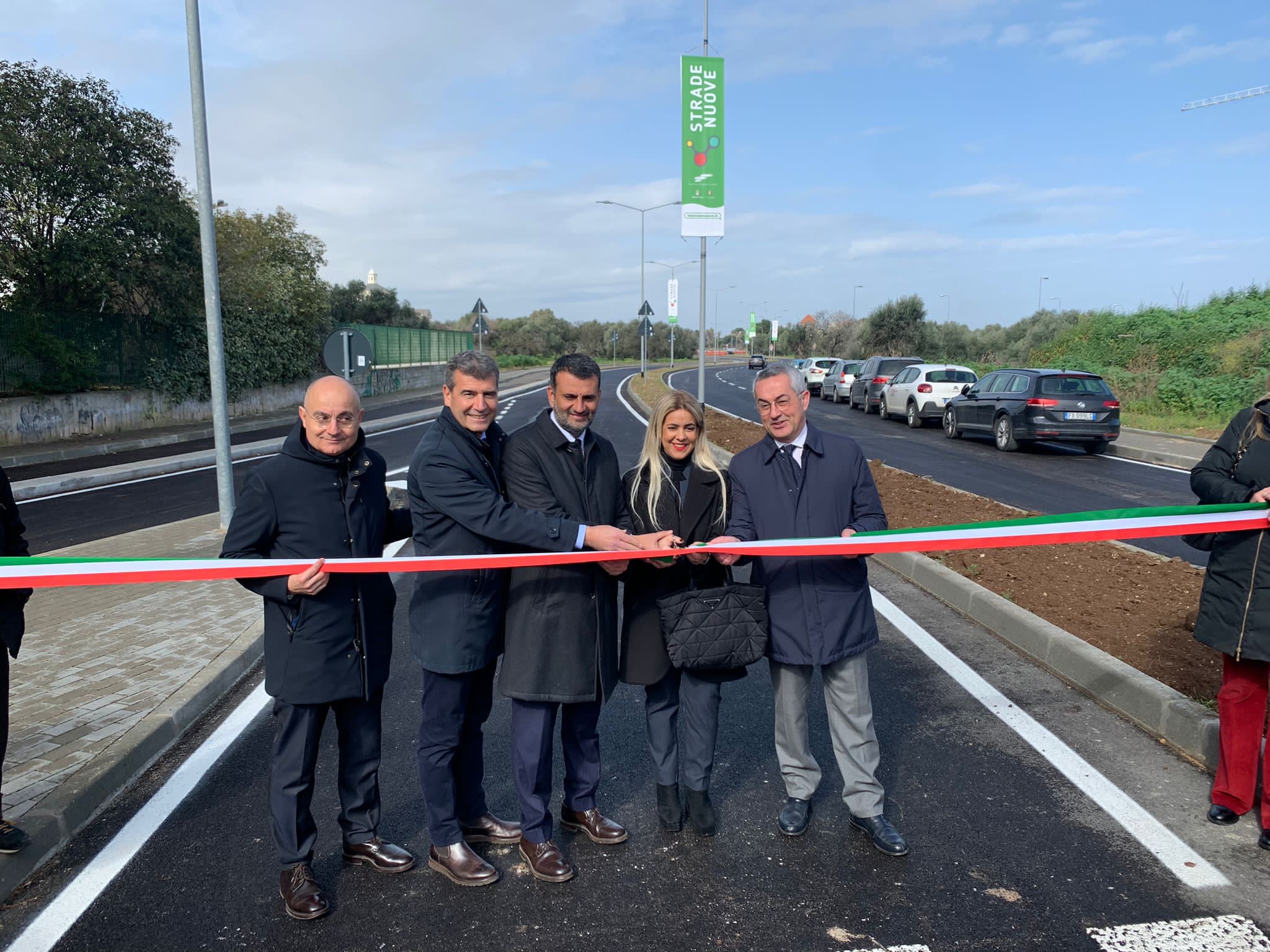 28-02-23 progetto “Strade Nuove” a cura di Fal_aperta al traffico la nuova arteria stradale tra viale Tatarella e la rotatoria in via Escrivà