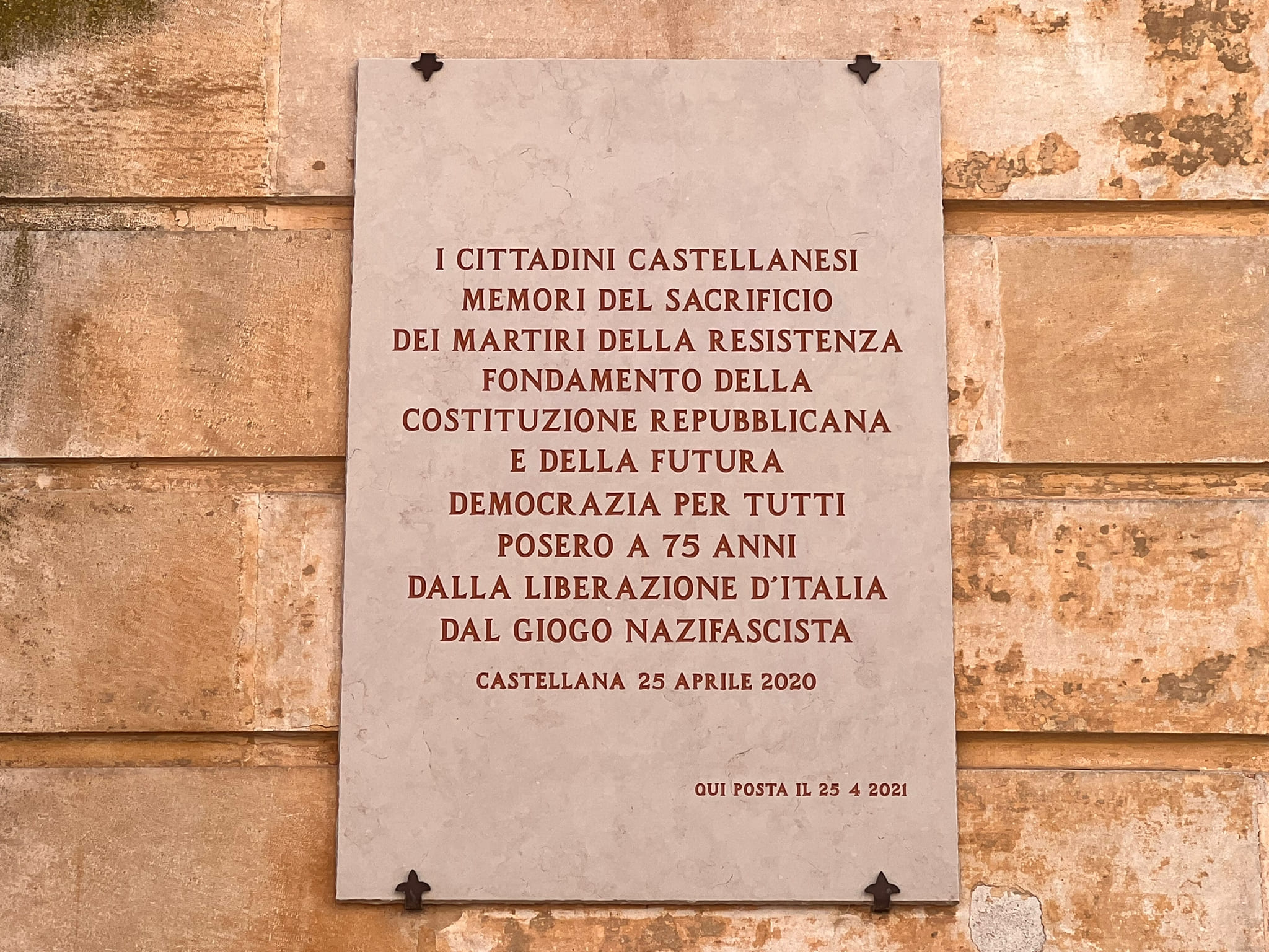 castellana_25_aprile_lapide (1)