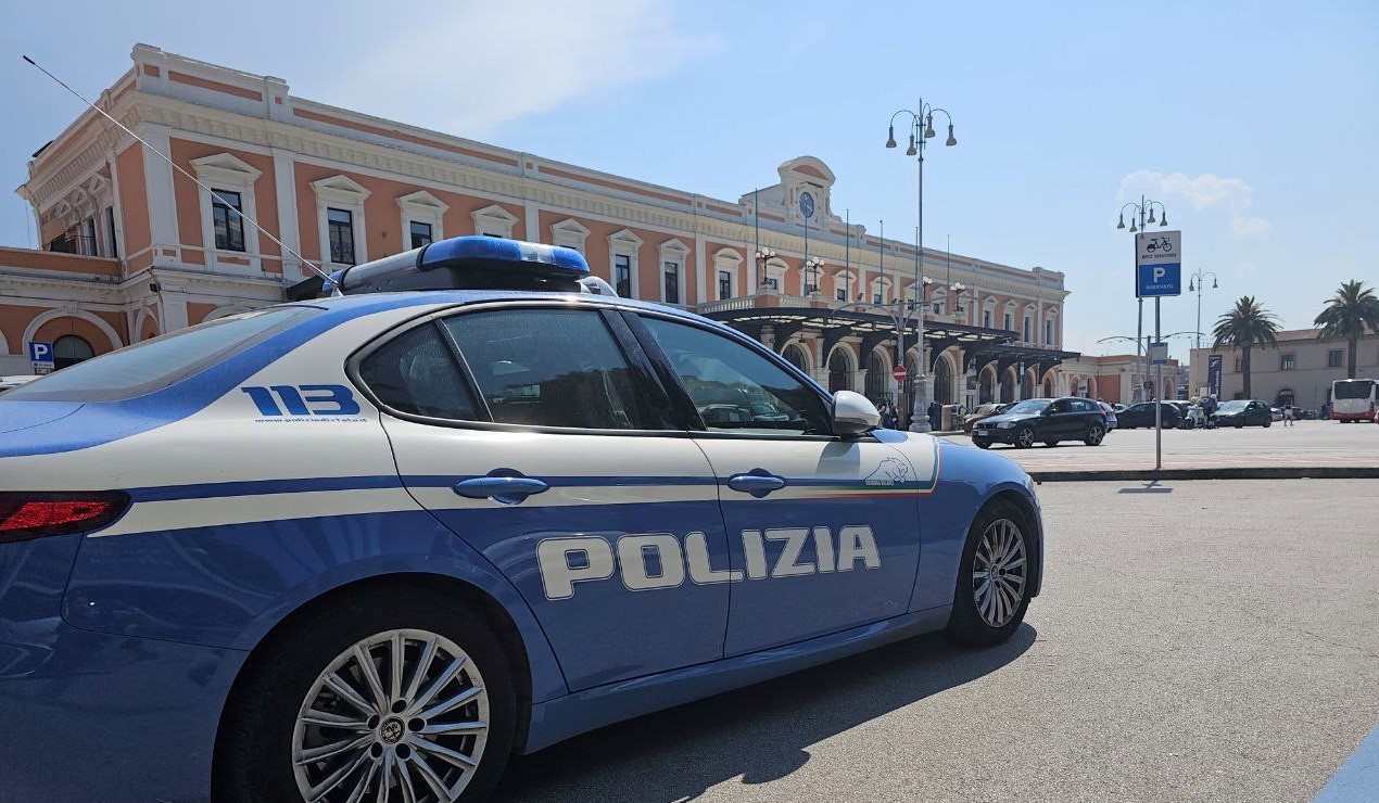 Bari, servizi straordinari di controllo del territorio ad “alto impatto” da parte della Polizia di Stato