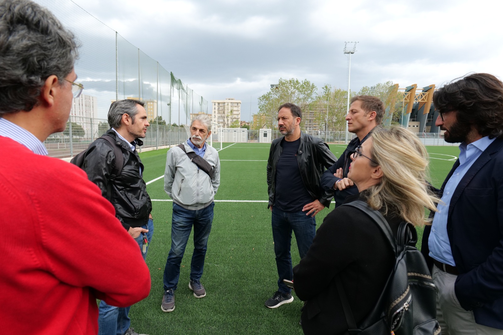 03-11-23-stamattina-il-sopralluogo-dellassessore-Petruzzelli-e-del-presidente-Leonetti-sul-cantiere-del-campo-Mirko-Variato.jpg