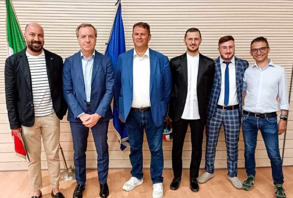 consiglieri di minoranza del Comune di Mola di Bari