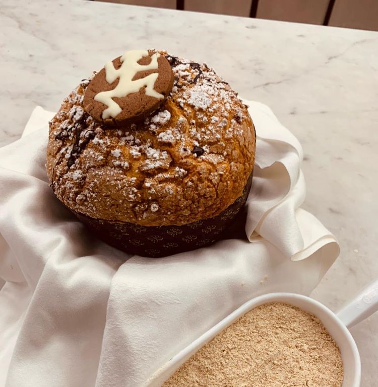 dolce e biscotto con farinella