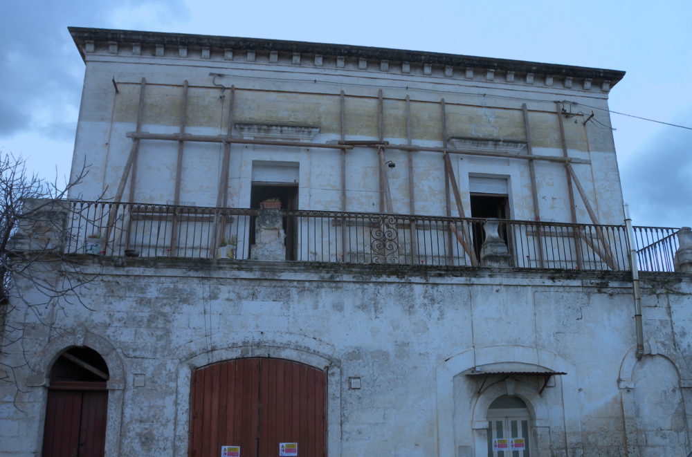 Fasano, ripresa la normale circolazione su via Roma