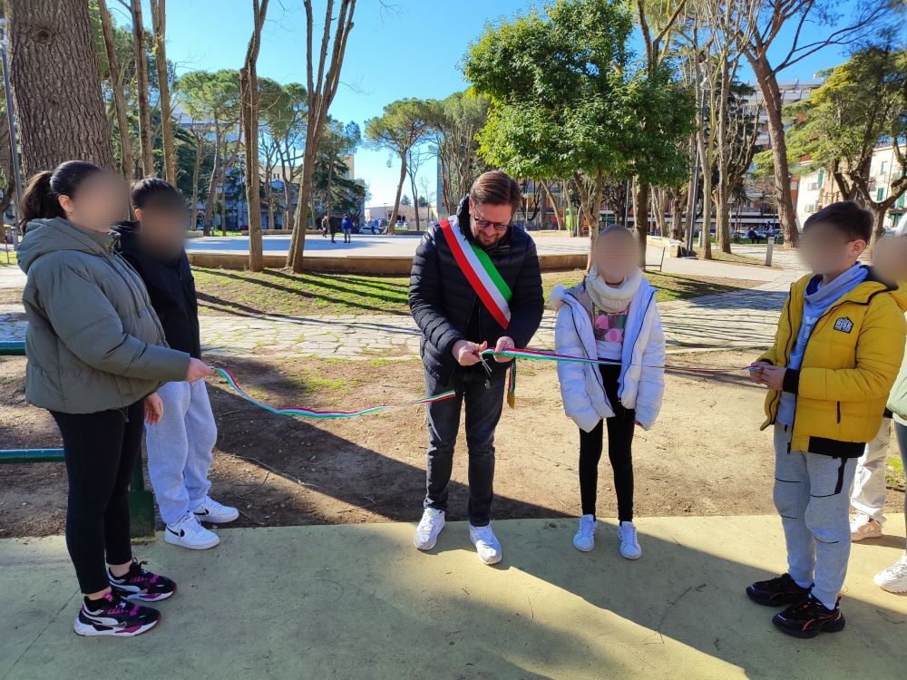 Gioia del Colle, inaugurata in Piazza Pinto una moderna area fitness