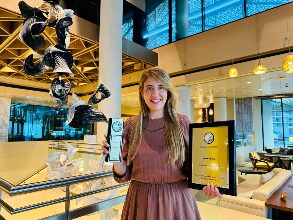 Monica Perna continua a mietere successi, ancora due importantissimi premi per lei