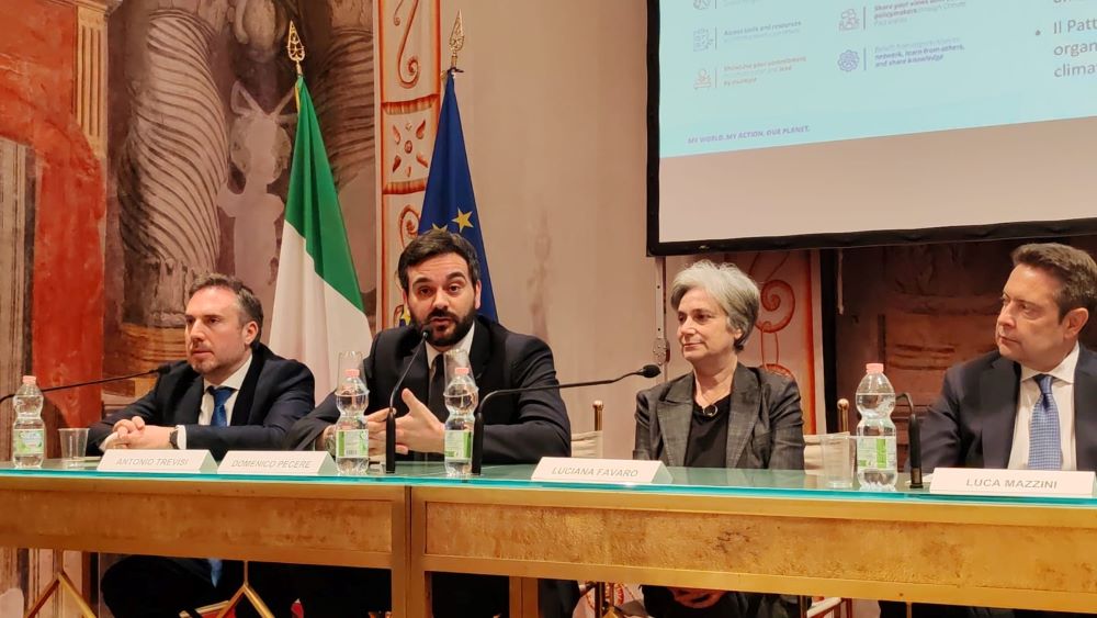 L’Ambasciatore europeo per il Clima pugliese, Domenico Pecere, ha presentato il “Patto Europeo per il Clima” presso la sala Zuccari del Senato della Repubblica
