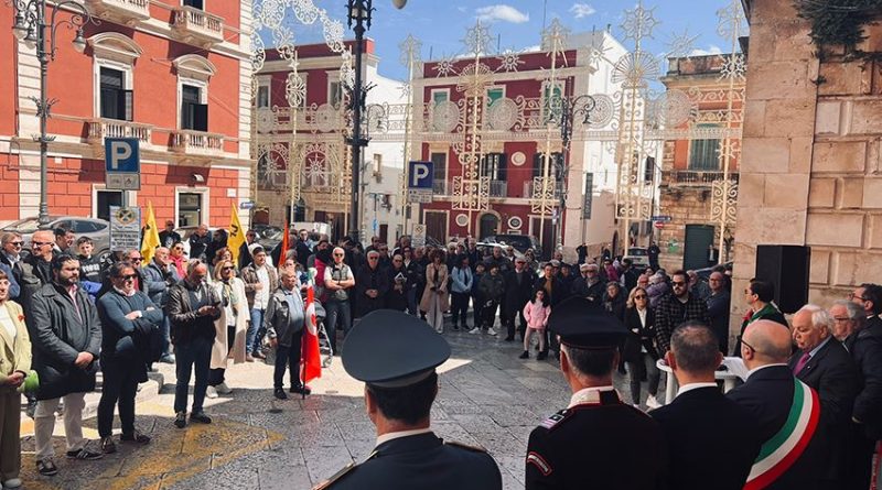 Castellana Grotte, nel Chiostro del Palazzo Municipale la cerimonia per la Festa della Liberazione 2024