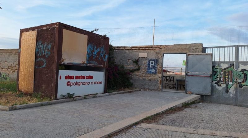 Polignano, Domenico Pellegrini denuncia la pericolosità del cubo turistico al campo sportivo Madonna d’Altomare
