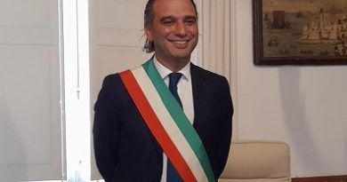 Abuso d’ufficio, corruzione e turbativa d’asta, Annese estraneo ai fatti. Abuso d’ufficio, corruzione e turbativa d’asta, Annese estraneo ai fatti.