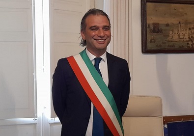 Abuso d’ufficio, corruzione e turbativa d’asta, Annese estraneo ai fatti.